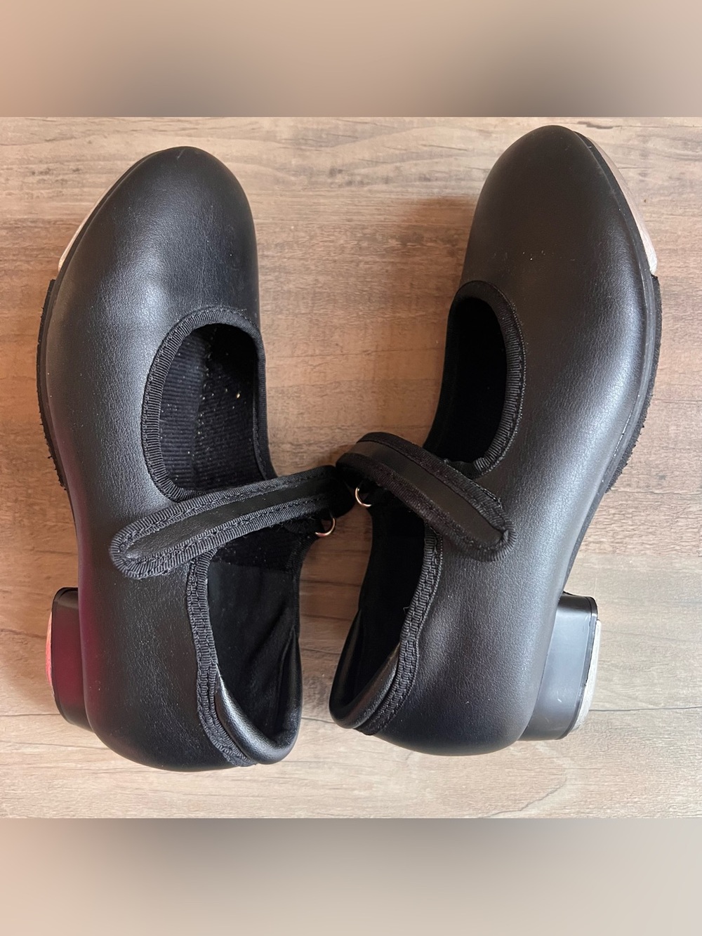 tap shoes - Picture 4 of 6